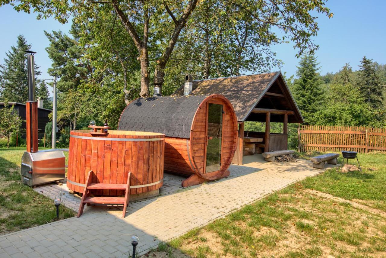 Rozpravkova Hajenka V Nizkych Tatrach Villa Brezno Exterior foto