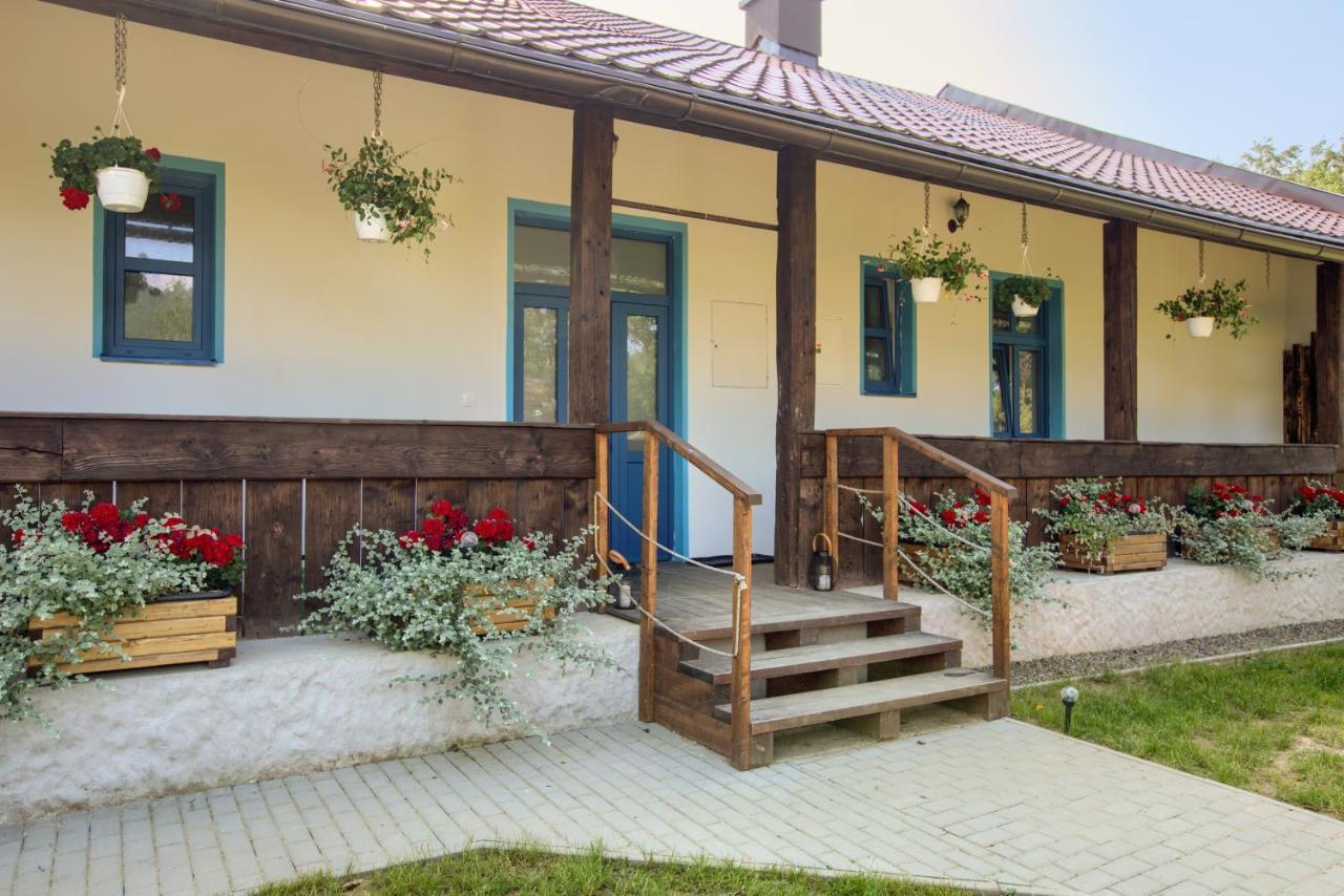 Rozpravkova Hajenka V Nizkych Tatrach Villa Brezno Exterior foto